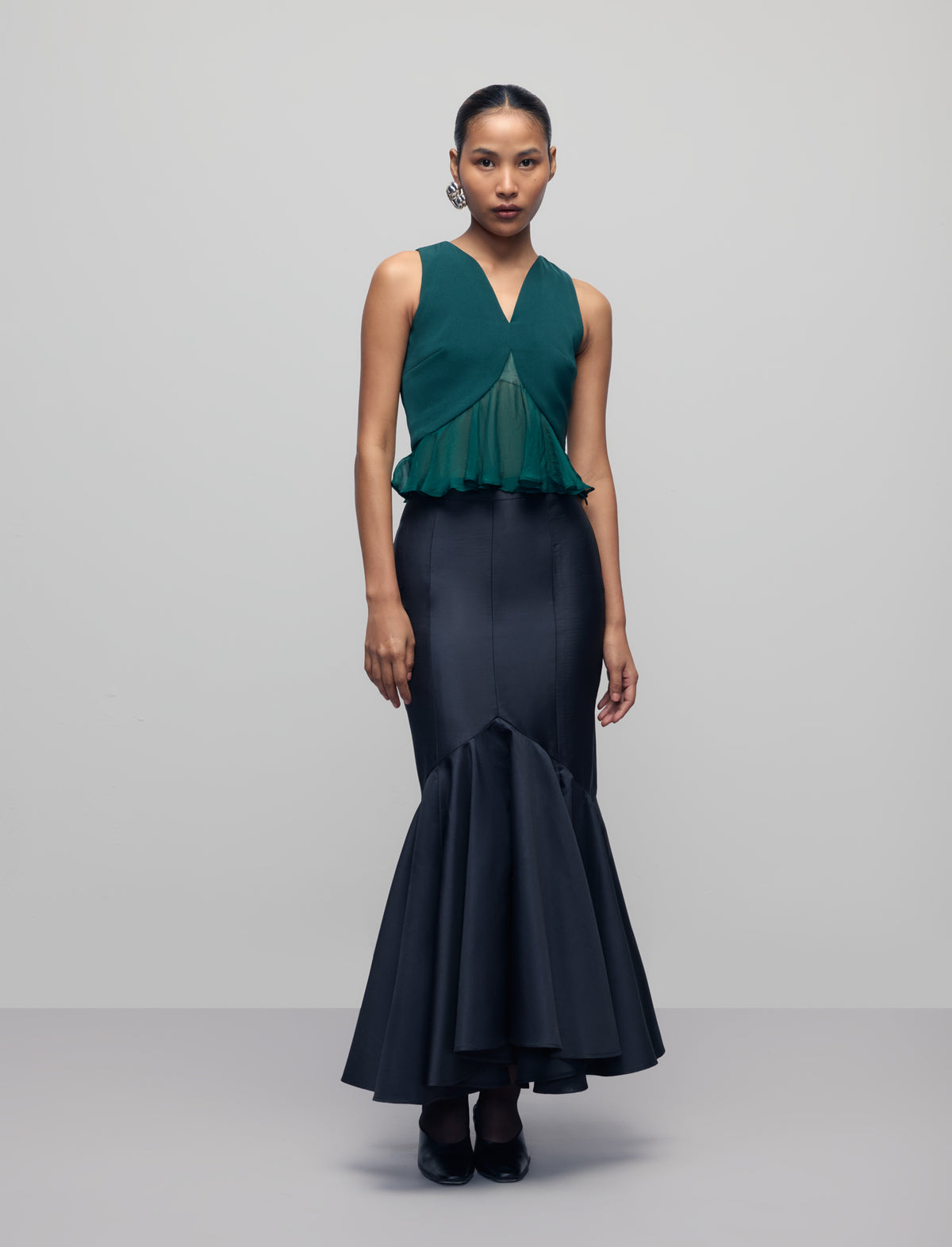 Axial Skirt